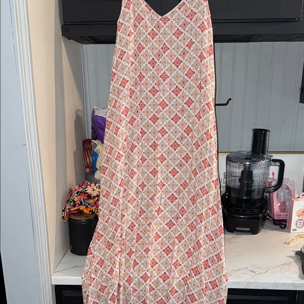 Elegant Red and White Patterned Women's Dress